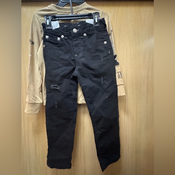 True Religion Set - Picture 2 of 6